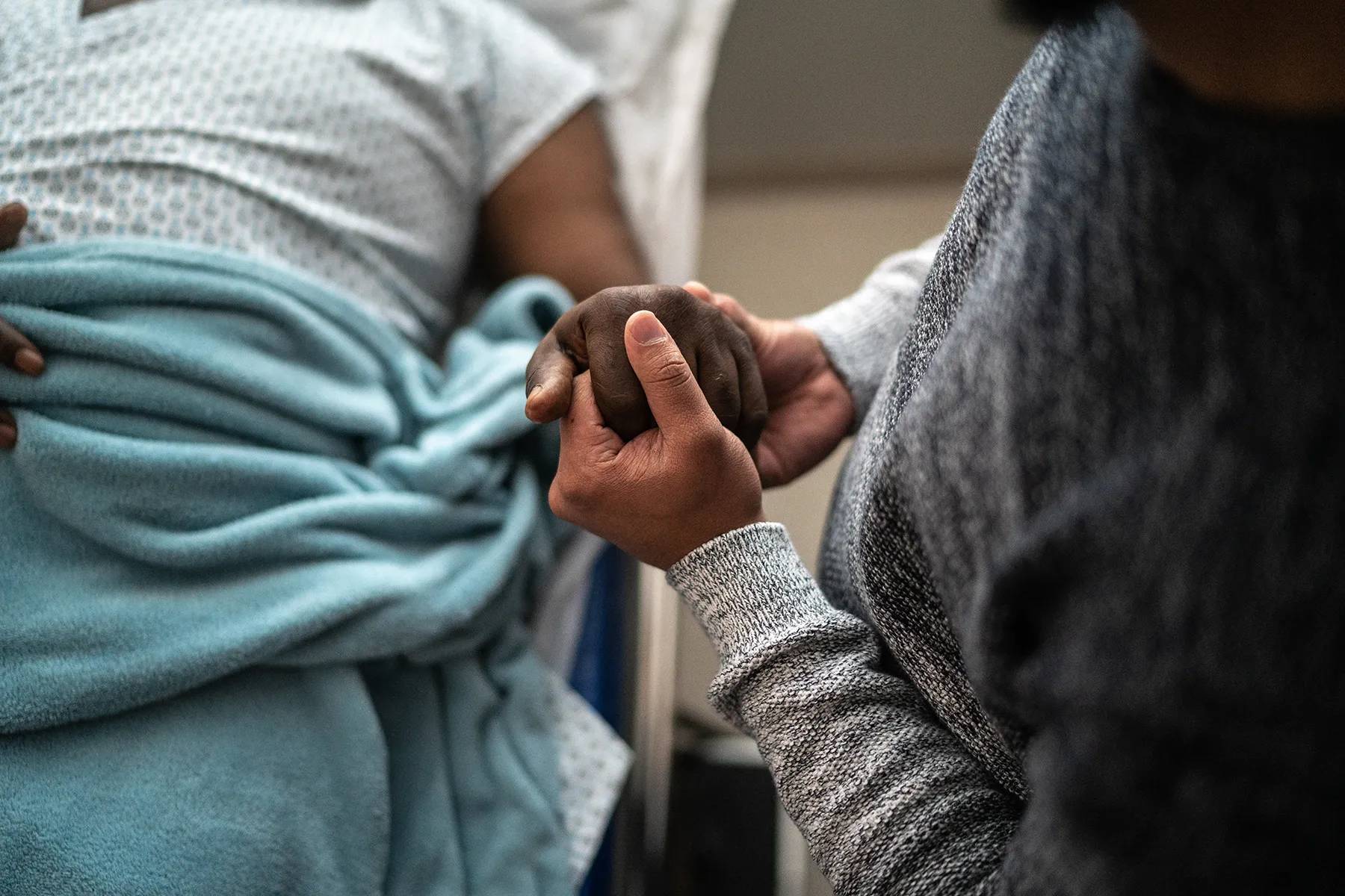 Comforting a trauma patient